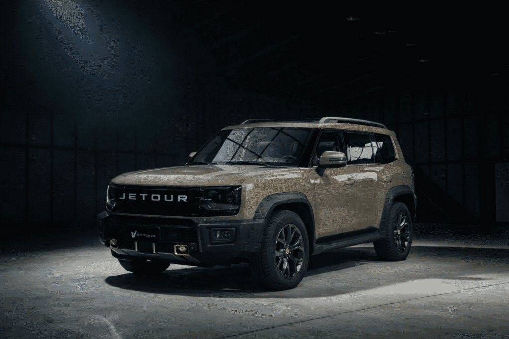 JETOUR T2 – Year Model: 2025 | Car Color: Dark Beige