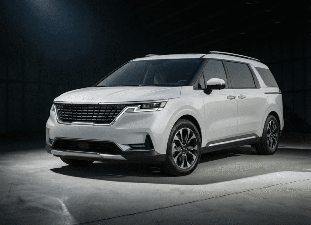 Kia CARNIVAL – Year Model: CARNIVAL 2025 | Car Color: White